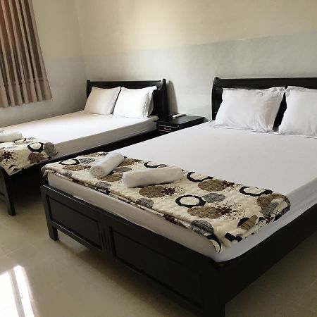 Duy Toan Guesthouse Дуонг-Донг Экстерьер фото