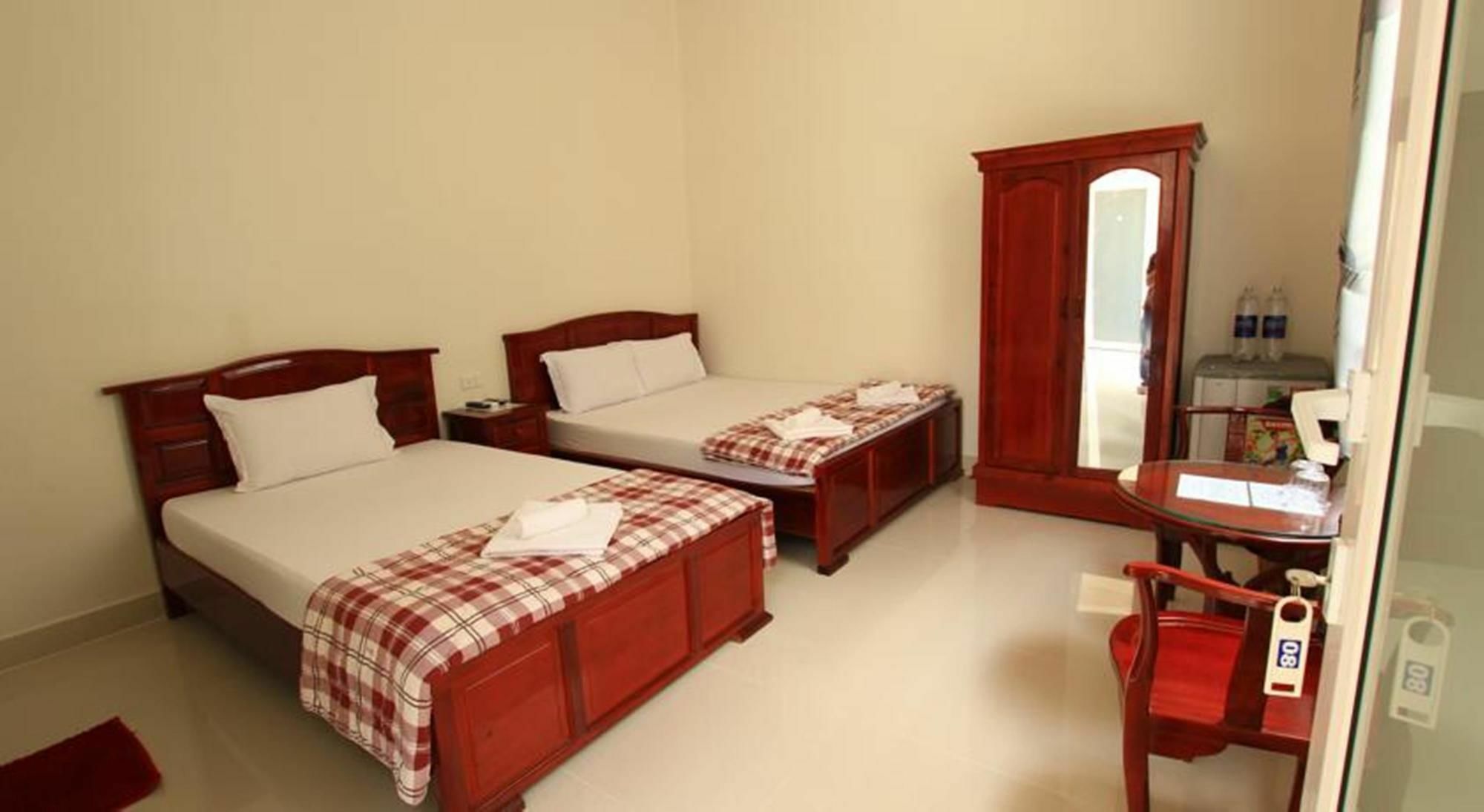 Duy Toan Guesthouse Дуонг-Донг Экстерьер фото